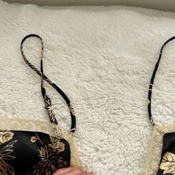 Victoria Secret Women's Black Floral Lace Front Tie Sleep Cami Size Small - Picture 7 of 7